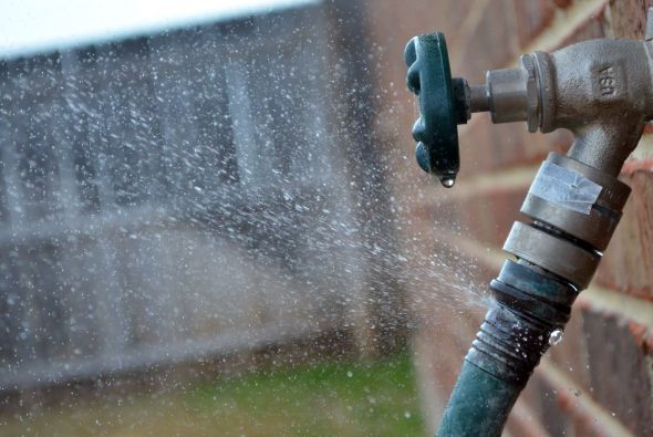 Cómo evitar fugas de agua Jaén